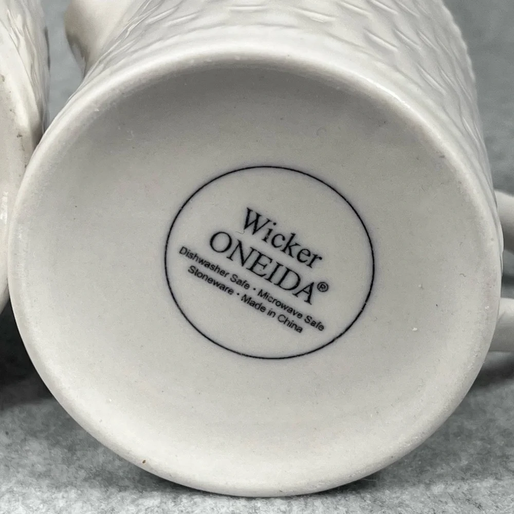 Oneida Basket Weave Wicker White Creamer & Sugar Bowl Set with Lid Stoneware‎